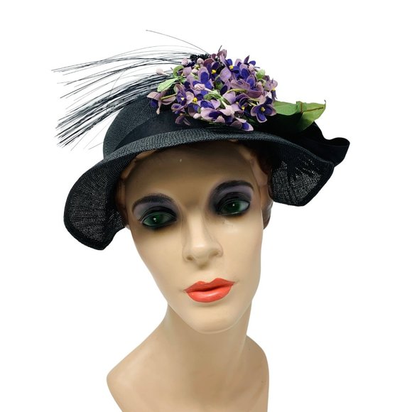 Vintage 1940s Purple Flower Hat Black Straw Cloche Macy\'s New York main image 16